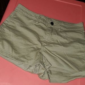 Khaki Shorts from H&M